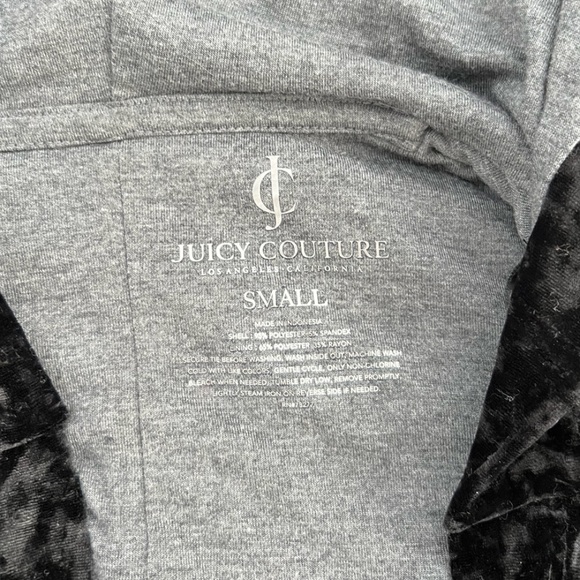 JUICY COUTURE Women's Y2K Black Velour Pullover Sweatshirt ~ Ladies Size Small - Picture 8 of 8